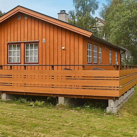 Three-Bedroom Holiday Home In Utvik 1 Reed Экстерьер фото